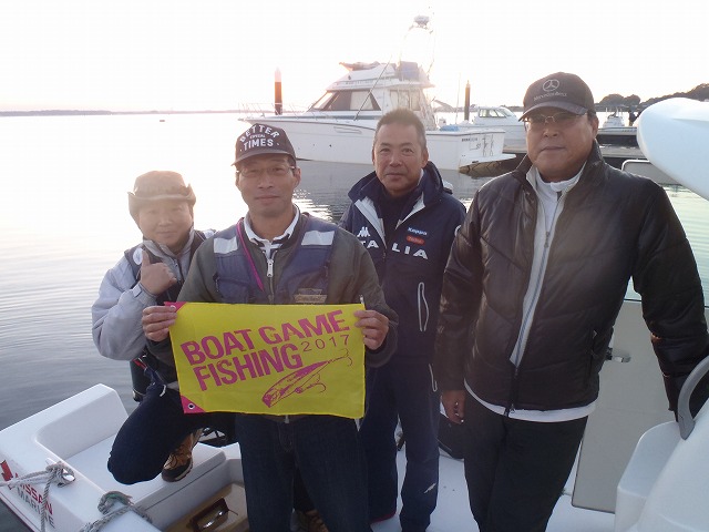 http://www.suzukimarine.co.jp/marina/hamanako/blog/2017/11/05/img/PB050358.jpg