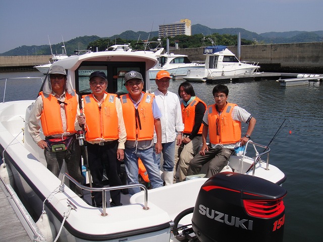 http://www.suzukimarine.co.jp/rental/blog/2017/06/26/img/DSC00600.jpg