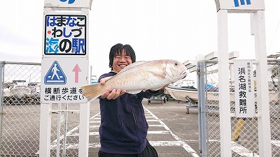 https://www.suzukimarine.co.jp/marina/hamanako/blog/img/DSC_0121.jpg